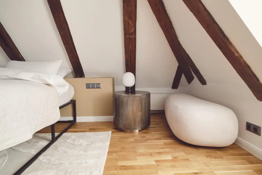 Deluxe Double Room with Bath @ Domus Balthasar Boutique Hotel