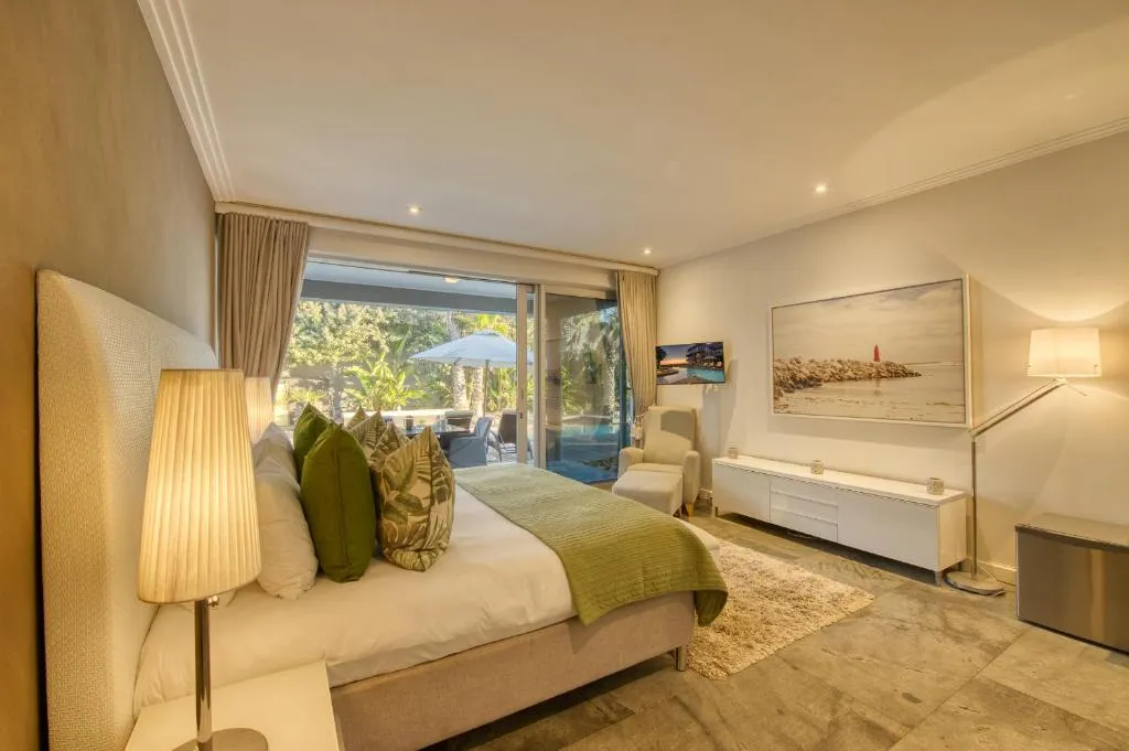 Pool View Room  @ Atlantic Palms