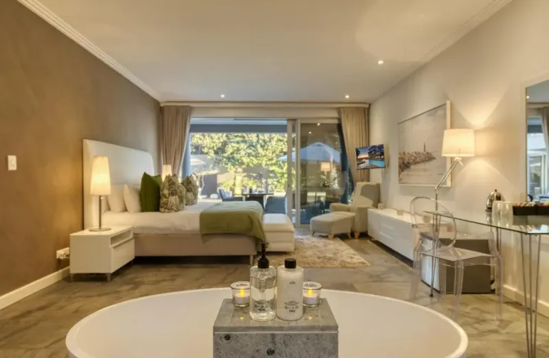 Pool View Room  @ Atlantic Palms