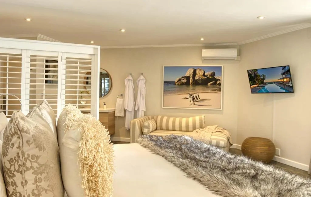 Pool View Room  @ Atlantic Palms