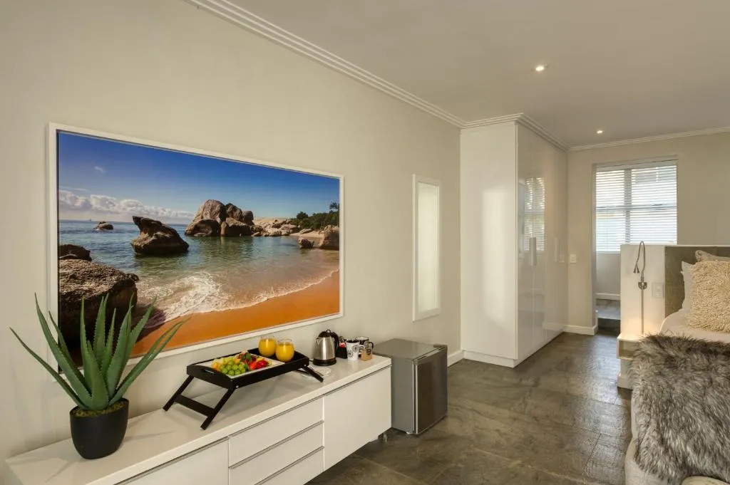 Pool View Room  @ Atlantic Palms