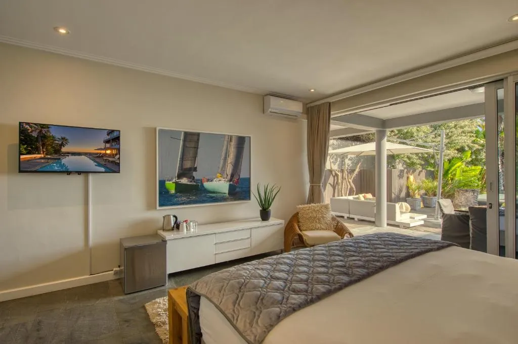 Pool View Room  @ Atlantic Palms