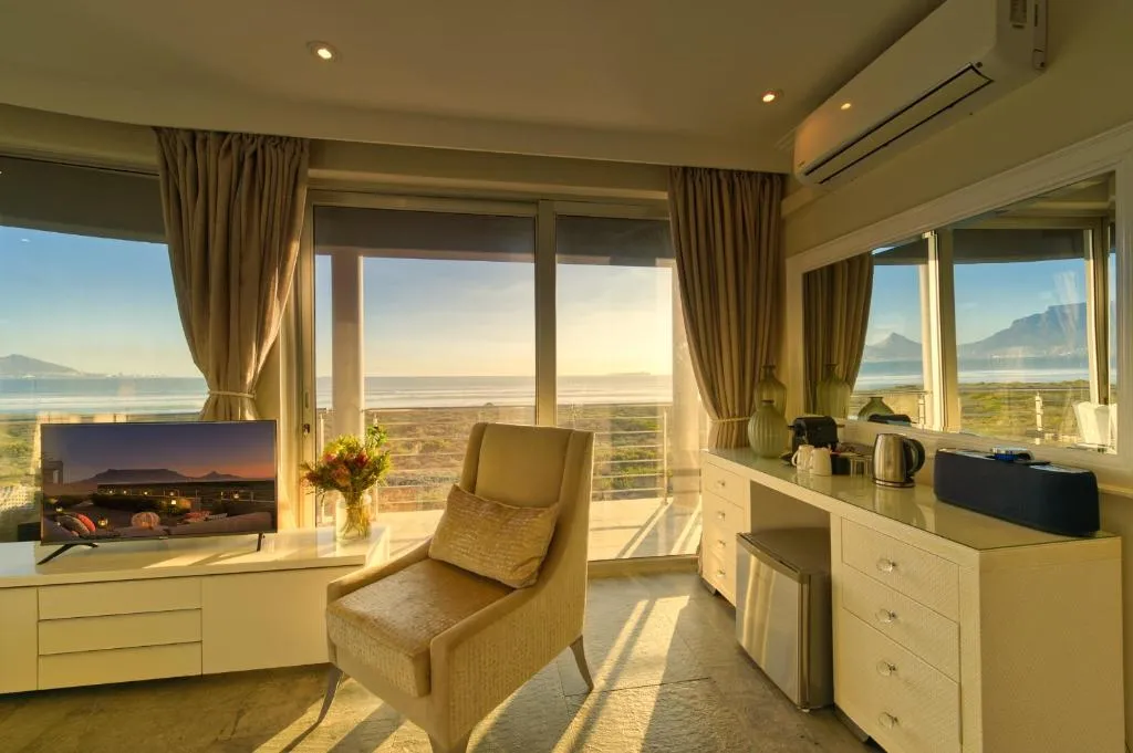 Panoramic Ocean View Suite @ Atlantic Palms